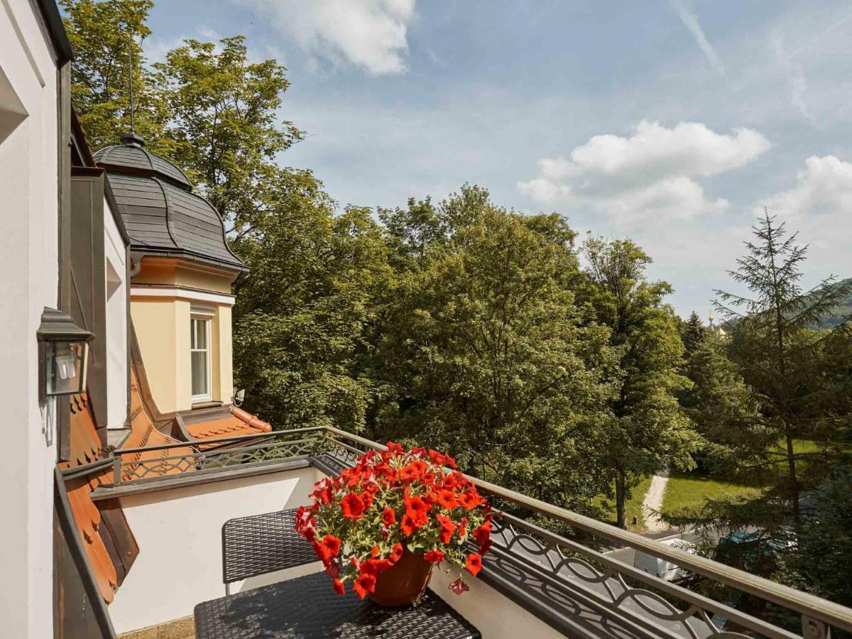 Apartment Villa Dionysus Karlovy Vary Exterior foto